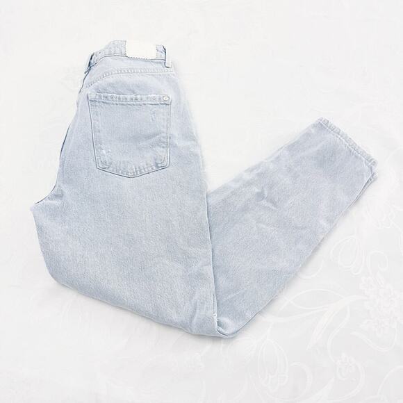 Zara Light Wash Denim Jeans Mom Fit Ripped Knees SZ06 - Picture 9 of 10
